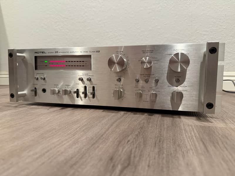 Rotel  RA-2030  Stereo Integrated Amplifier