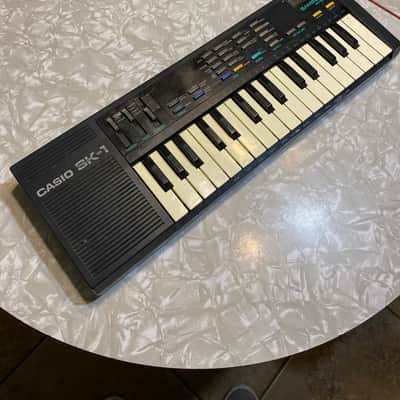 Casio SK-1 32-Key Sampling Keyboard 1986 - Black image 1