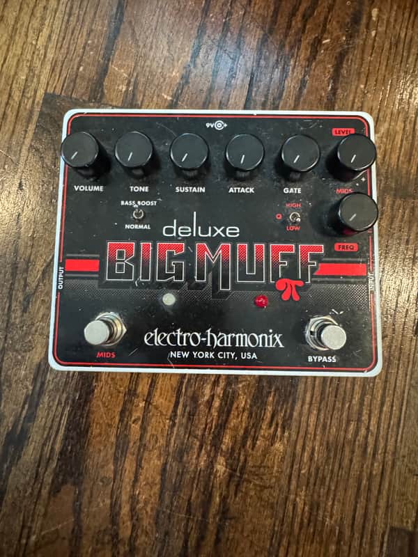 Electro-Harmonix Deluxe Big Muff Pi Distortion / Sustainer 2014 - Present - Black / Red image 1