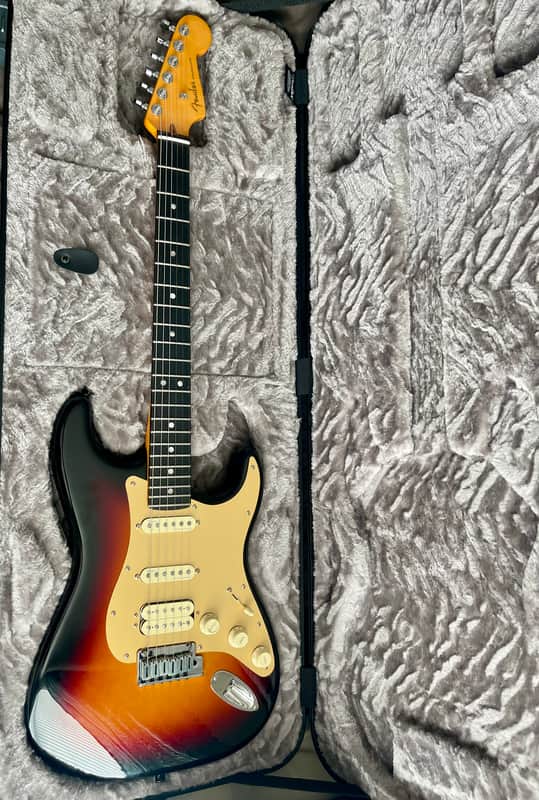 Fender American Ultra II Stratocaster HSS with Ebony Fretboard 2024 - Present - Ultraburst