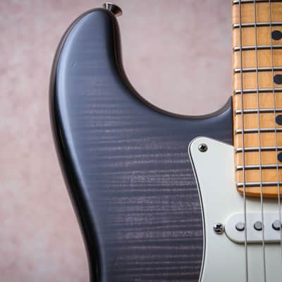 FENDER USA Custom Shop Deluxe Stratocaster AAA+ " Ebony Trans + Maple" (2012) image 7