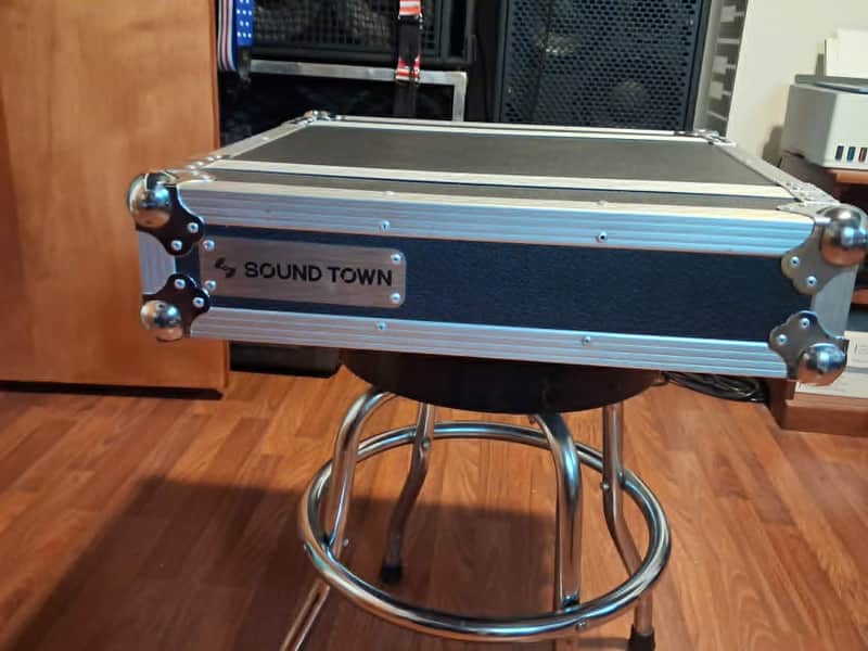 Sound Town Sound Town 2U PA/DJ Rack/Road Case, 2-Space, with 11" Depth, Plywood (STRC-2U) 2023 - Black image 1