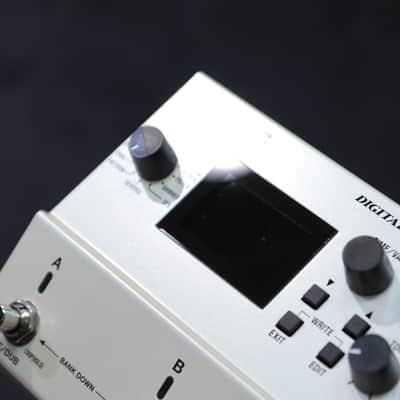 Boss DD-500 Digital Delay 12 Versatile Delay Modes with Looper Effect Pedal image 8