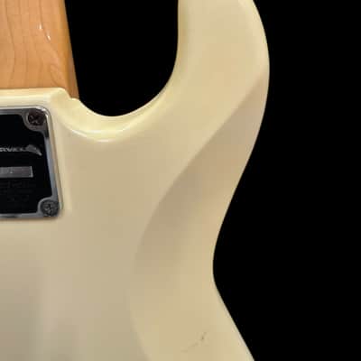 Charvel Model 4 HSS with Rosewood Fretboard 1986 - 1989 - Pearl White - x3797 image 12