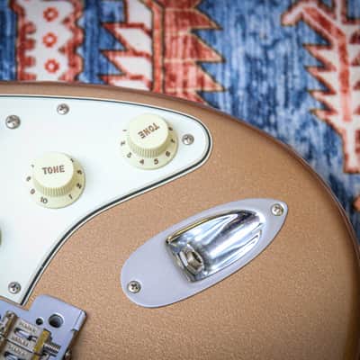 FENDER USA Custom Shop Post-Modern Stratocaster "Firemist Gold + Rosewood" (2017) image 11