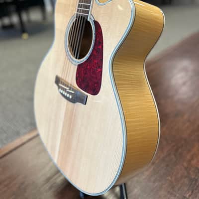 Takamine GJ72CE NAT G70 Series Jumbo Cutaway Acoustic/Electric Guitar 2010s - Natural Gloss image 3