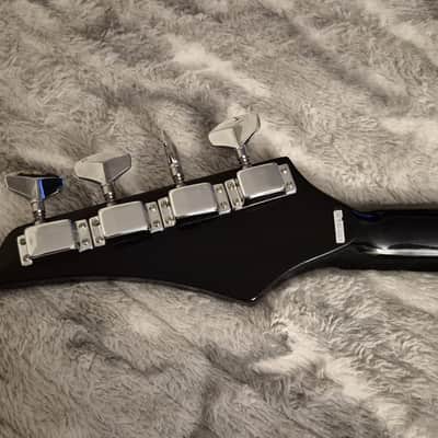 Vintage Kramer THE SHREDDER by L.A Bass - 80s - 30" Short Scale - Gloss Black - Gremlin Bass - 4-String image 13