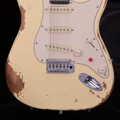 Dhatarattha SSS Strat-Style – Aged Cream Nitro Relic image 3
