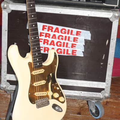 Squire rare 4 bolt transition sq series late 84 early 85 /62 reissue strat image 1