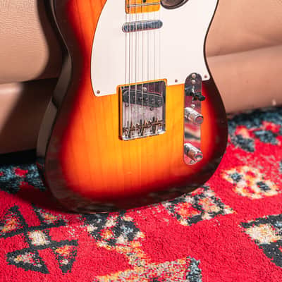 Fender Custom Shop '58 Telecaster Journeyman Relic in Wide-Fade 3-Color Sunburst image 3