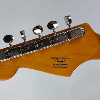 2023 Squier FSR Classic Vibe 60s HSS Stratocaster in Shell Pink image 5
