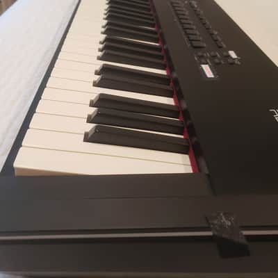 Roland RD-2000 88-Key Digital Stage Piano w RP3U pedal Bild 8