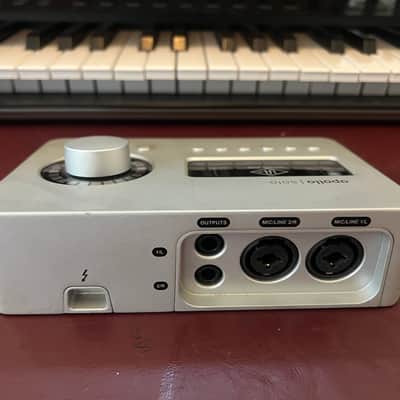 Universal Audio Apollo Solo Thunderbolt Interface 2020 - Present - Light Grey image 3