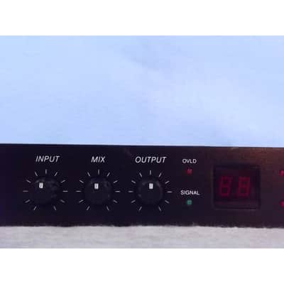 Alesis Midiverb II 16-Bit Digital Effects image 3