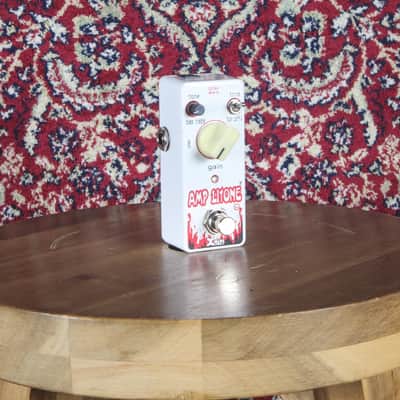 Xvive V10 Amp Litone - White image 2