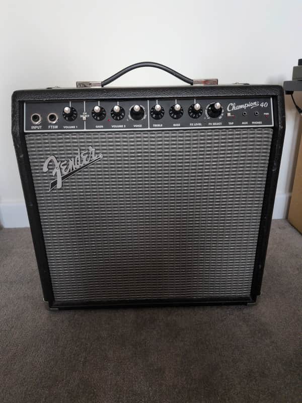 Fender Champion 40 2-Channel 40-Watt 1x12" Guitar Practice Amp 2013 - 2024 - Black image 1