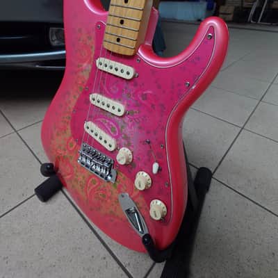 Fender Paisley Stratocaster 72 Made.in Japan 1995 - Pink Paisley image 6