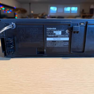 Toshiba W-522 4 Head Hi-Fi VCR VHS Player Recorder W/Remote Tested Working image 9