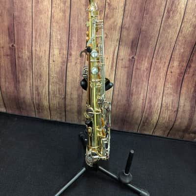 Yamaha YAS-23 Eb Alto Saxophone image 7
