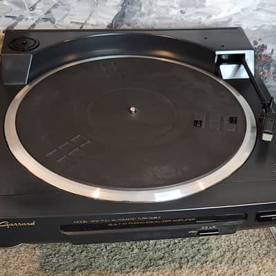 Garrard Garrard 1212 is a vintage, fully automatic belt-drive turntable 90s  - Black image 3