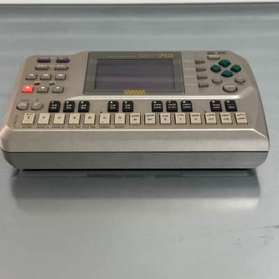 Yamaha QY70 Music Sequencer Bild 3