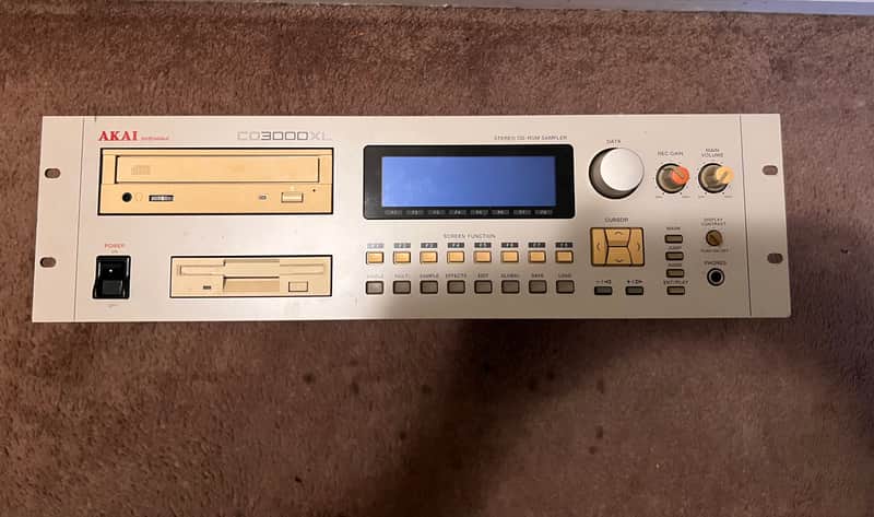 Akai CD3000XL MIDI Stereo Digital Sampler - White (Please read) image 1