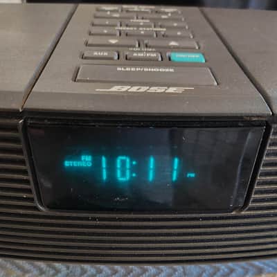 Bose Bose Wave Radio model AWR1-1W ) vintage AM/FM clock radio 90s  - Black image 2