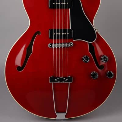 Gibson ES-135 Semi-Hollowbody Guitar - 1992 - Cherry image 2