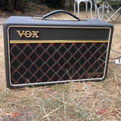 Vox Supertwin 20-Watt 2x5" Guitar Combo 1981 - 1983 - Black image 3