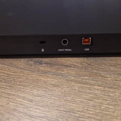 Native Instruments Komplete Kontrol A61 2018 - Present - Black image 4