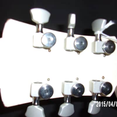 Guild S 300-D Pearl White image 16