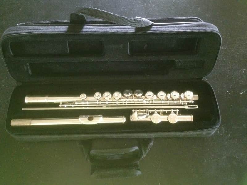 Yamaha YFL-325 Flute image 1