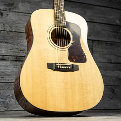 Guild D-40 Traditional Natural Dreadnought - Natural Nitro image 2