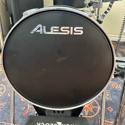 Alesis Strike Kit Electronic Drum Set 2019 - Black / Red image 2