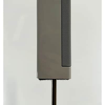 Loewe S1 Satellite Speakers - Pair - White - Excellent w/ stands image 10