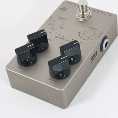 DARKGLASS EC Hyper Luminal Hybrid Compressor [HP62YH497] (06/08) image 3