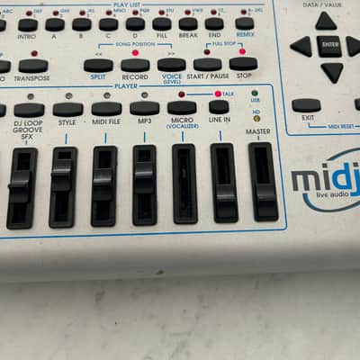 Ketron Midjay Live Audio and Midi Player - Multimedia Module w/ Soft Bag image 5