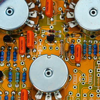 Sola Sound Tone Bender MkIV “Batman” Fuzz Reissue w/ Silicon Transistors - Classic ‘70s Silicon Fuzz Revival image 7