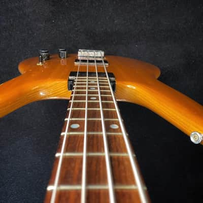 Travis Bean Bass SB 2000 1977 - VG+++ Near mint image 5