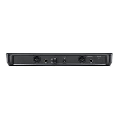 Shure BLX288/SM58 Wireless Dual Vocal System with two SM58 Mics - H9 image 2