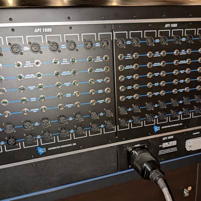 API 1608 - 16 Channel Console image 9
