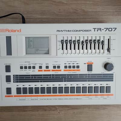 Roland TR-707 Rhythm Composer 1985 - White image 3