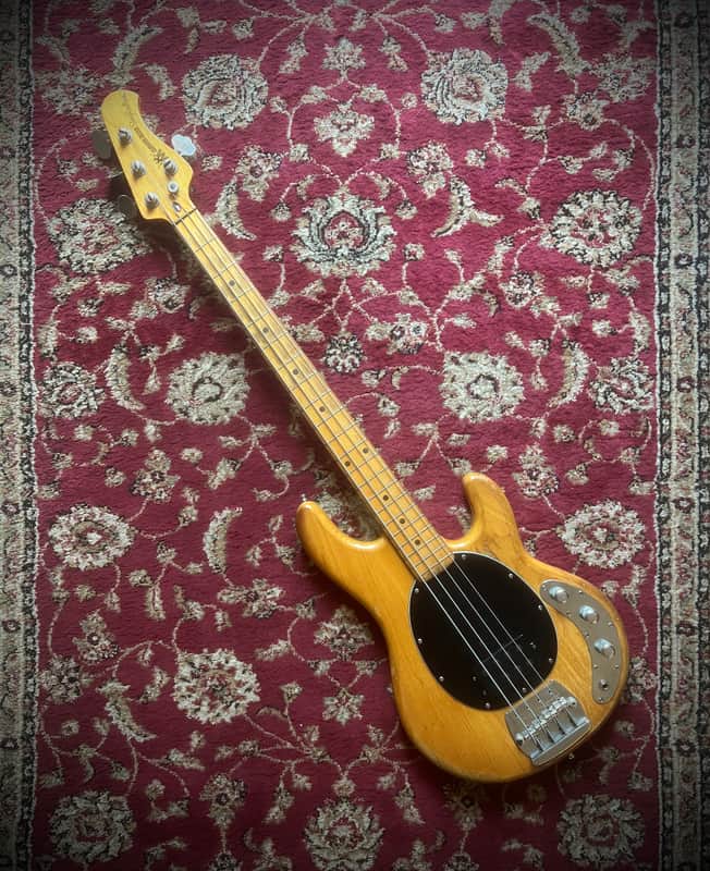 Music Man STINGRAY BASS