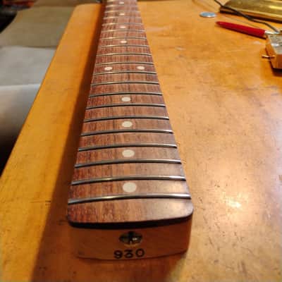 Warmoth Fender Stratocaster Neck 2010's - Nitrocellulose Lacquer Vintage Tint image 8