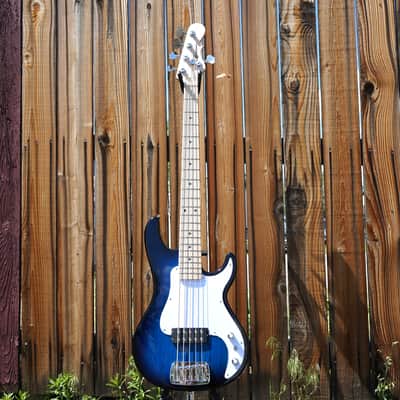 G&L USA Fullerton Deluxe Kiloton 5 Blueburst/Maple Neck 5-String Electric Bass Guitar w/ Deluxe Gig Bag (2025) image 2