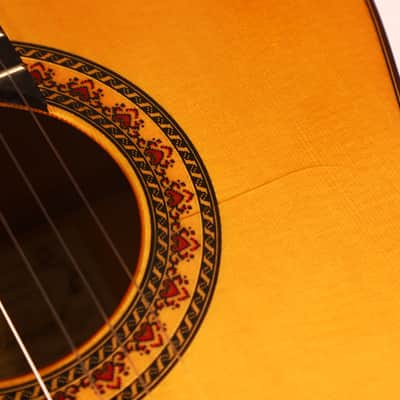 Antonio Bernal 2009 flamenco guitar - deep sound + explosive in attack - good value for money - check video! image 13