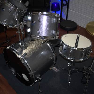 Ludwig BackBeat Complete 8x10 / 9x12 / 16x16 / 16x22 / 5x14" Drum Set with Hardware & Cymbals 2023 - Present - Silver Sparkle image 1
