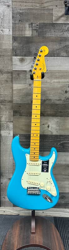 Fender American Professional II Stratocaster with Maple Fretboard 2020 - Present - Miami Blue image 1