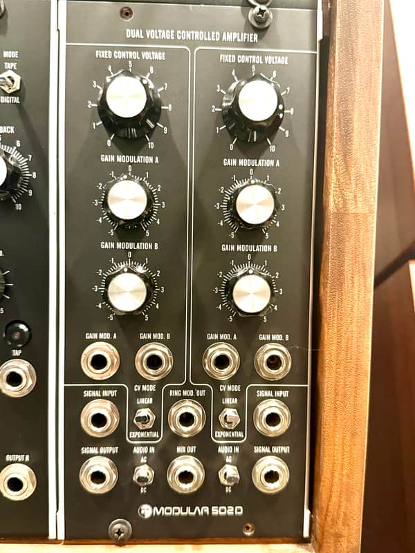 Moon Modular M502D image 1