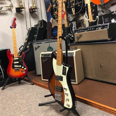 Fender Player Plus Active Meteora Bass 2022 - Present - 3-Color Sunburst image 2